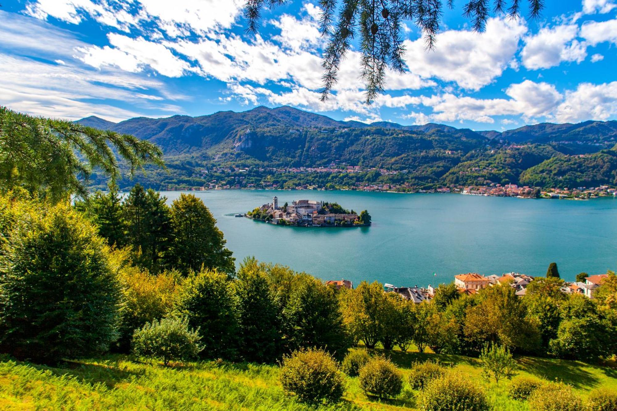 Omegna Lakeside - Happy Rentals Екстериор снимка